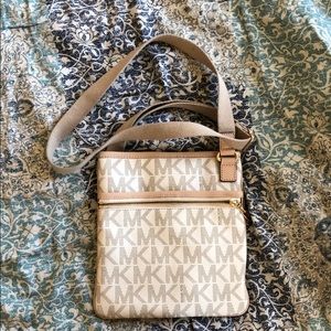 Michael Kors (MK) Purse